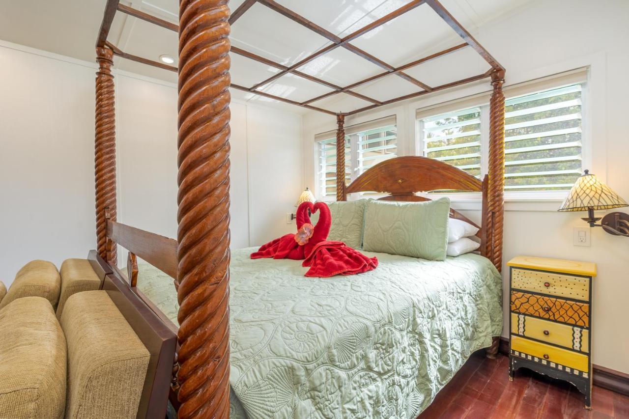 Fern Grotto Inn Капаа Экстерьер фото